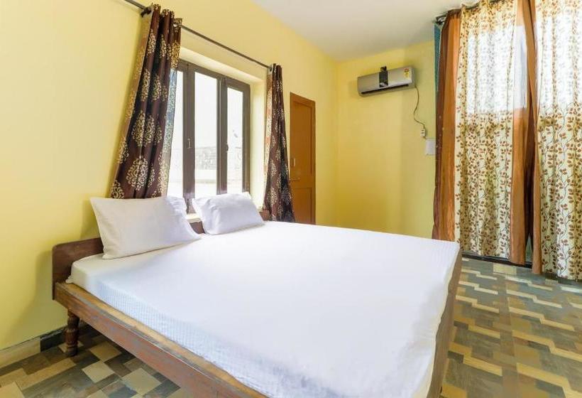 호텔 Spot On 41074 H S Inn