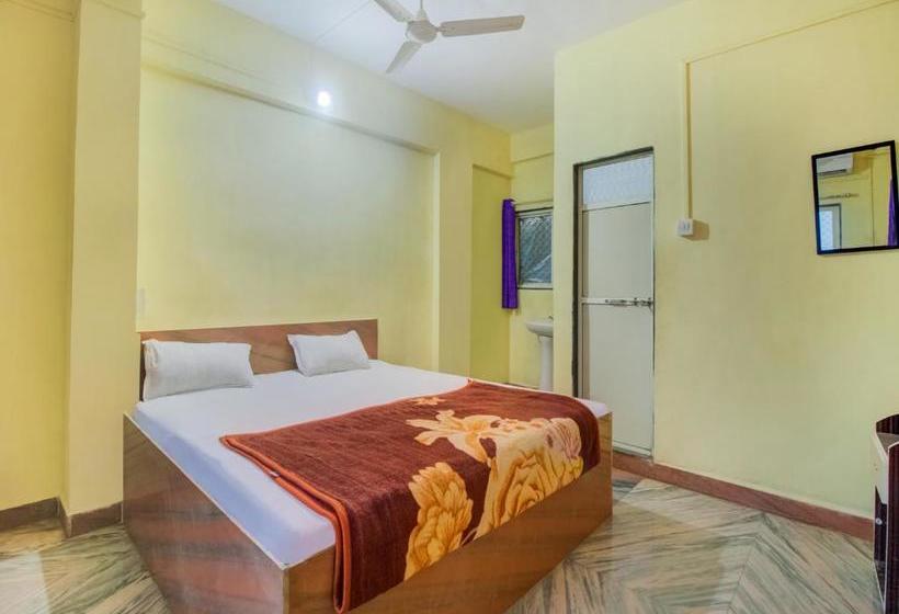 בית מלון כפרי Spot On 43838  Red Rose