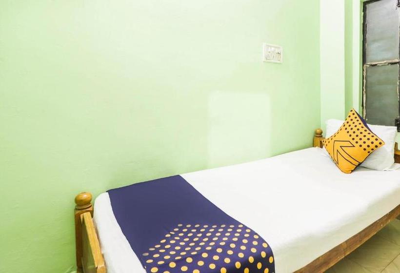 בית מלון כפרי Spot On 44082  Samrat