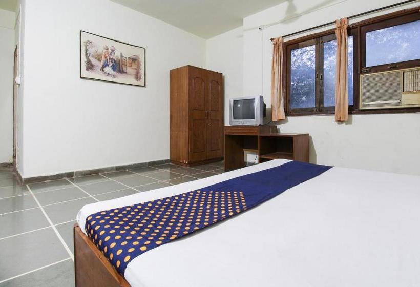 Отель Spot On 64045  Indrayani