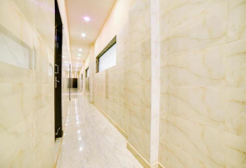 בית מלון כפרי Spot On 68491 Nvs Residency