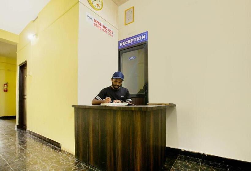 酒店 Spot On Layali Tourist Home