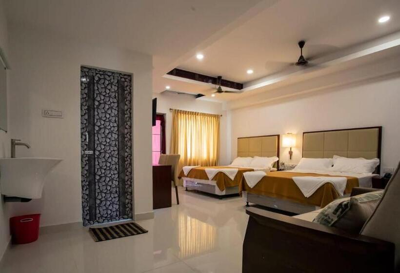 בית מלון כפרי Viswa Grand