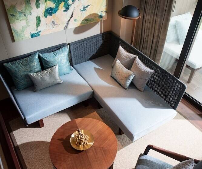 New World Qingyuan Hotel  Formerly Khos Qingyuan