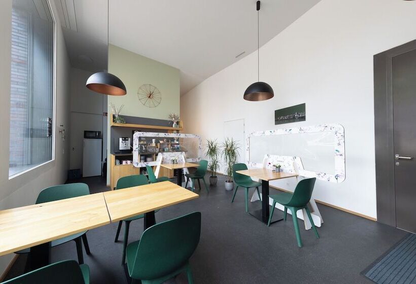 Пансион Ambrosia Guesthouse