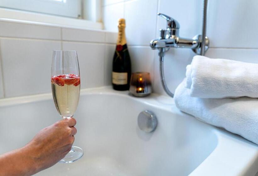 ペンション Karolina