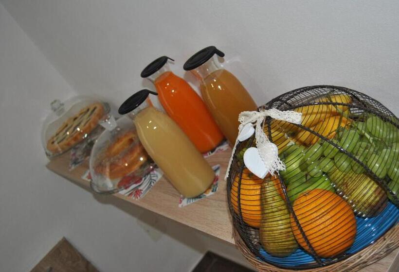 پانسیون La Triade Affittacamere