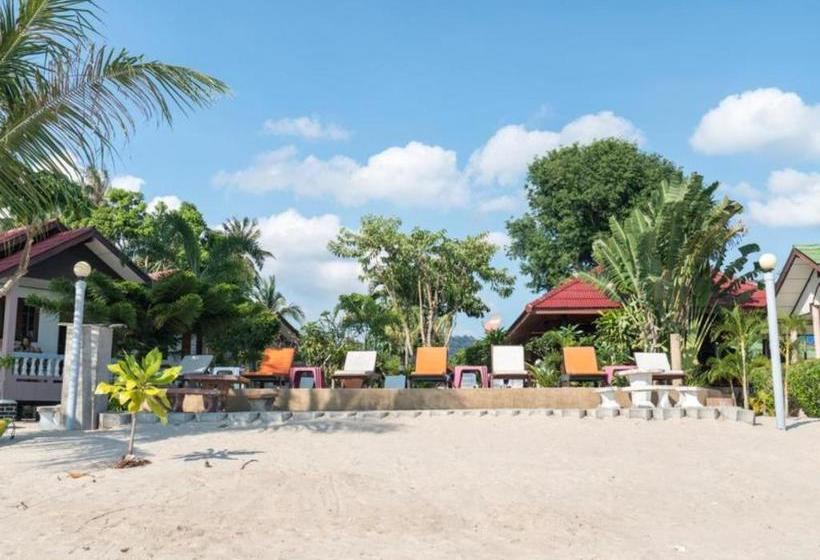 펜션 Room In Lodge  Where The Colour Of Midnight And Sunrise Combined At Koh Phangan