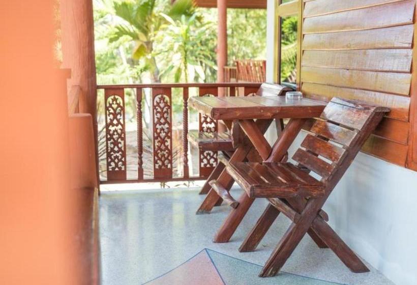 펜션 Room In Lodge  Where The Colour Of Midnight And Sunrise Combined At Koh Phangan