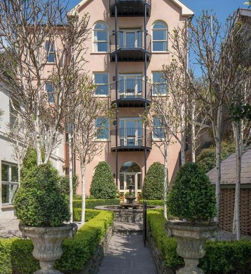 Пансион The Secret Garden