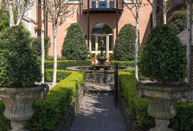 Пансион The Secret Garden