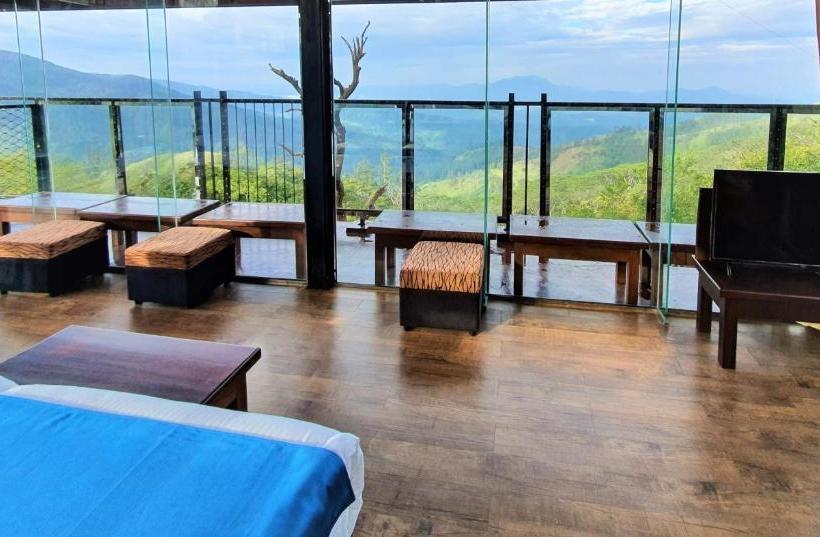 منتجع The Riverston Grand