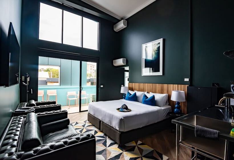 The Blue Hotel Bondi