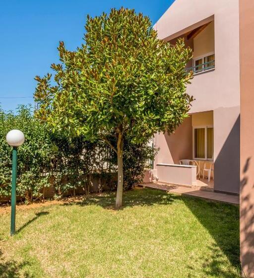 Theos Holidays Apartments