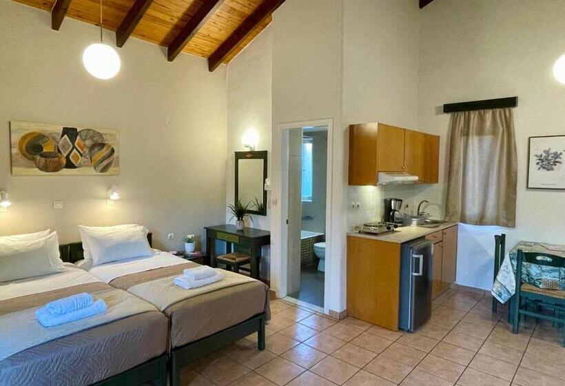 Theos Holidays Apartments