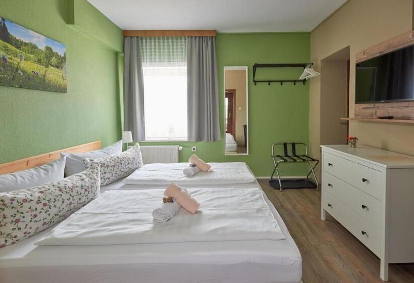 ユースホステル Gasthaus Stollmühle