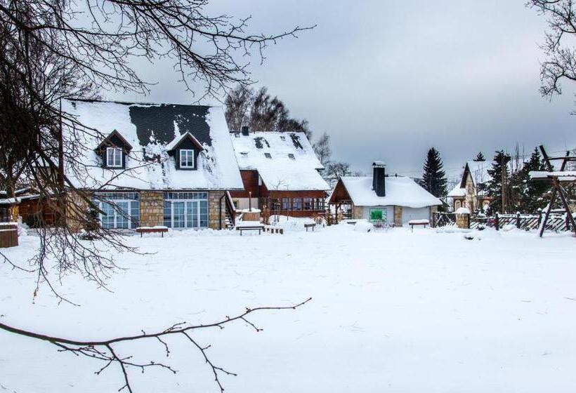 호스텔 Penzion Pivnice   Jítravský Dvorec