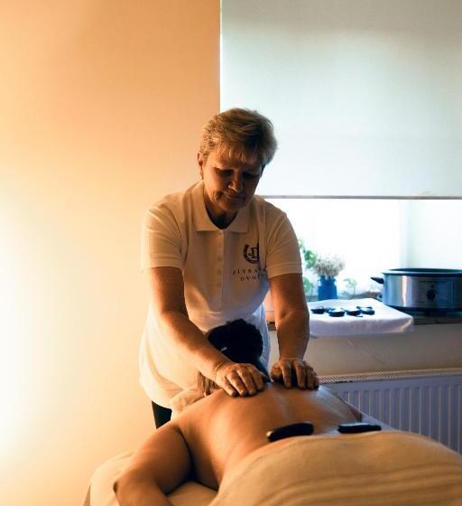 호스텔 Penzion Pivnice   Jítravský Dvorec