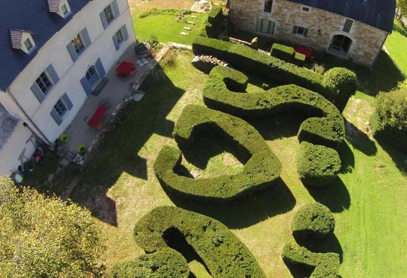 Bed and Breakfast Domaine Le Broual