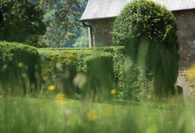 Bed and Breakfast Domaine Le Broual