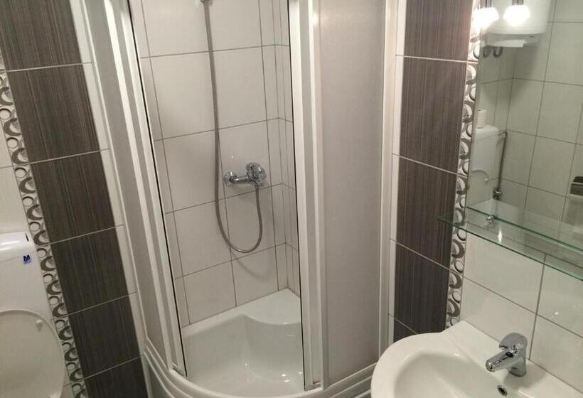 تختخواب و صبحانه Prenociste Gazela