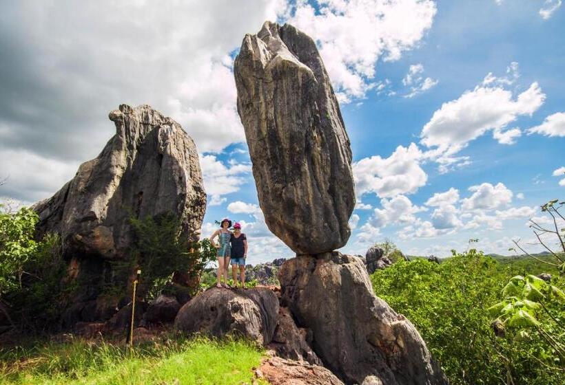 Chillagoe Cockatoo Hotel Motel