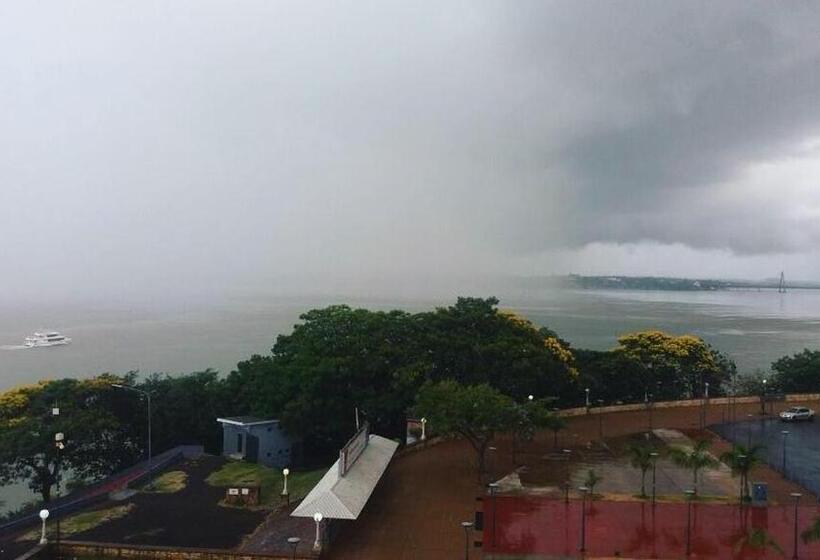 Edificio Nicolas Y Marcelo Siry