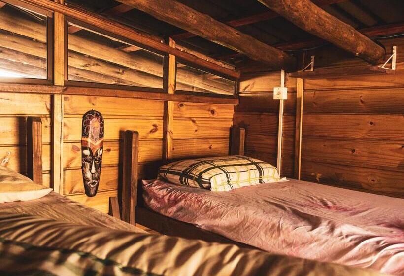 Guarda Encantada Surf Hostel