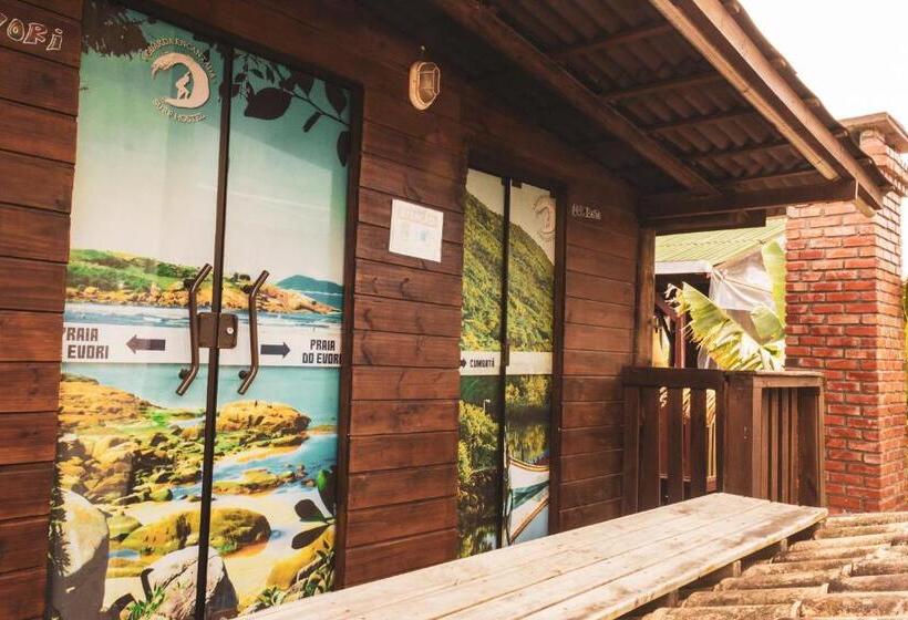 Guarda Encantada Surf Hostel