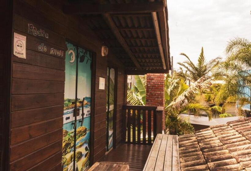 Guarda Encantada Surf Hostel