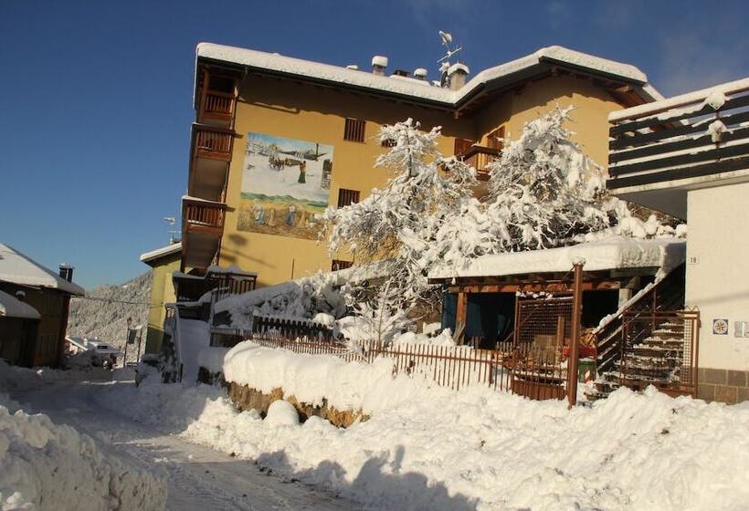 בית מלון כפרי Albergo Dolomiti
