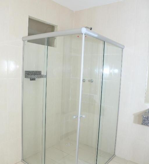 فندق Avelan Plaza