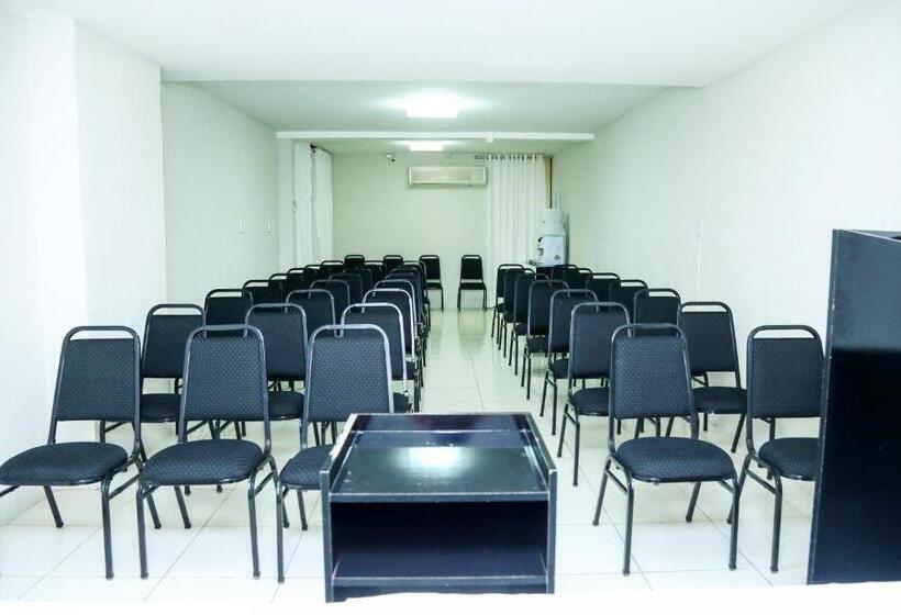 فندق Avelan Plaza