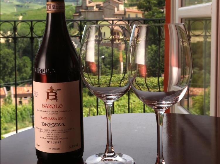 בית מלון כפרי Barolo Classico