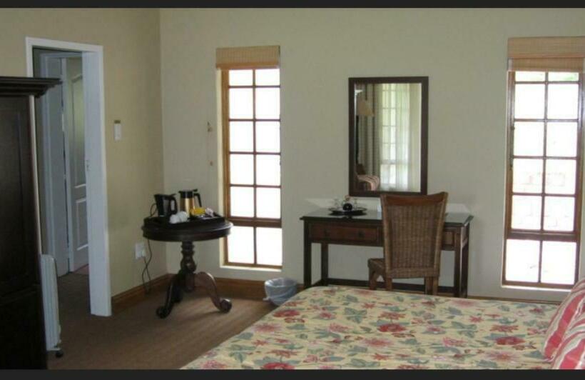 בית מלון כפרי Champagne Castle