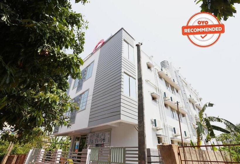 Hotel Super Collection O Chandrasekharpur