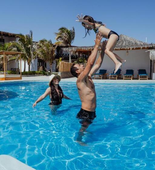 호텔 El Refugio De Vichayito