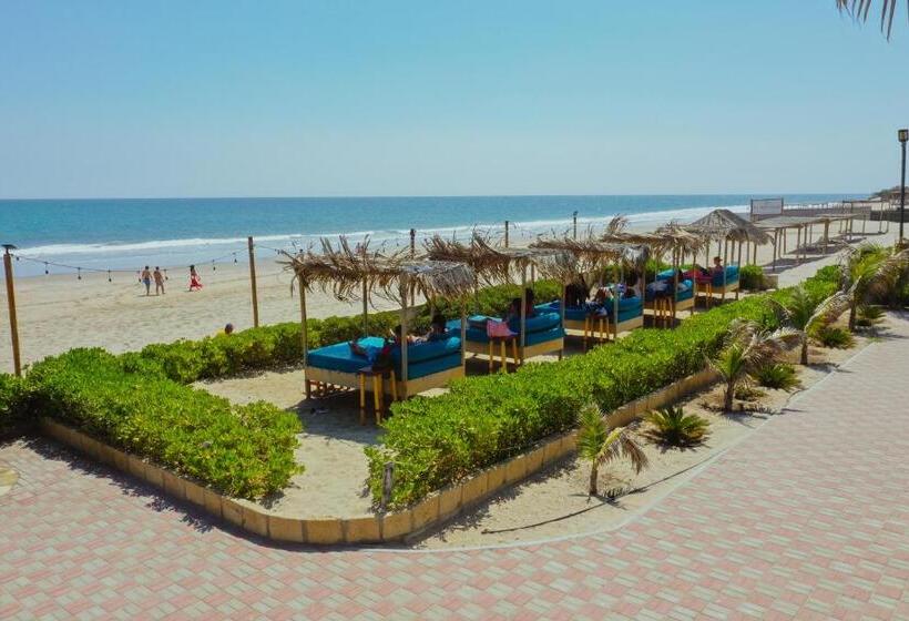 호텔 El Refugio De Vichayito