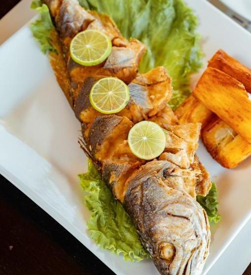 호텔 El Refugio De Vichayito