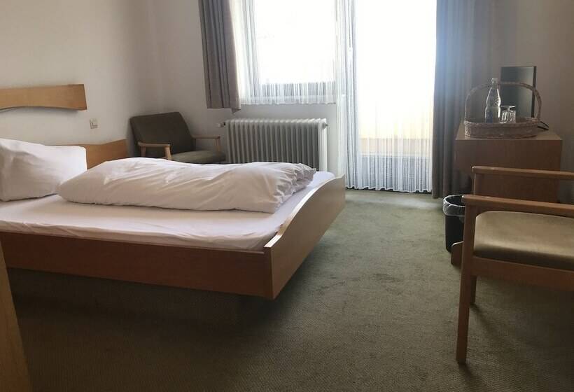 Отель Filoxenia Am Deutschen Weintor