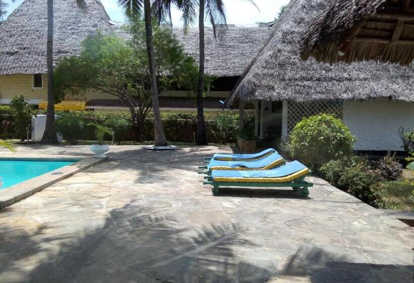 酒店 Glory Ocean Villas   Diani