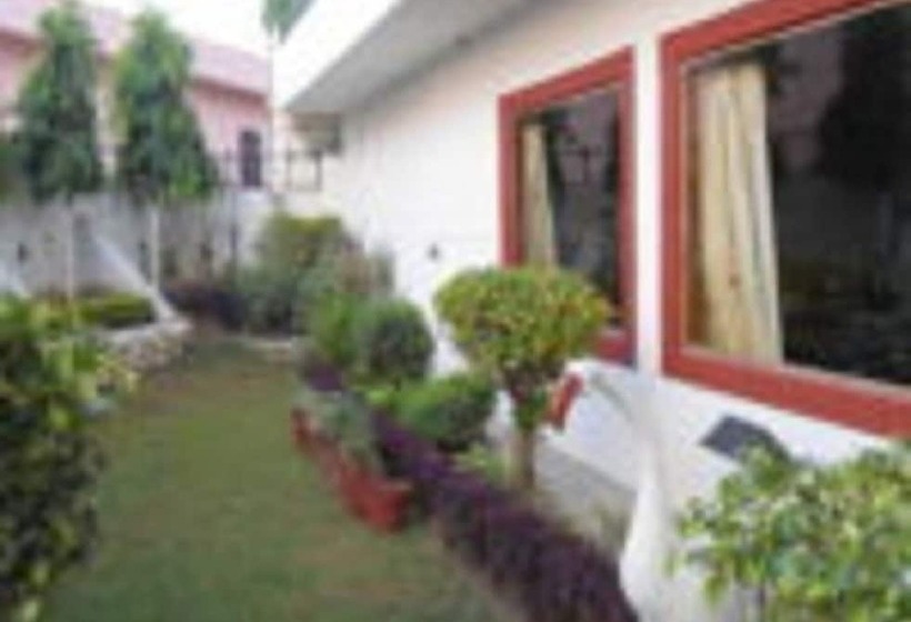 호텔 Holy City Paradise Inn