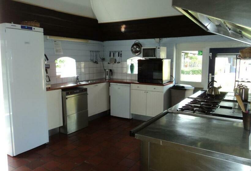 هتل Hubertushoeve