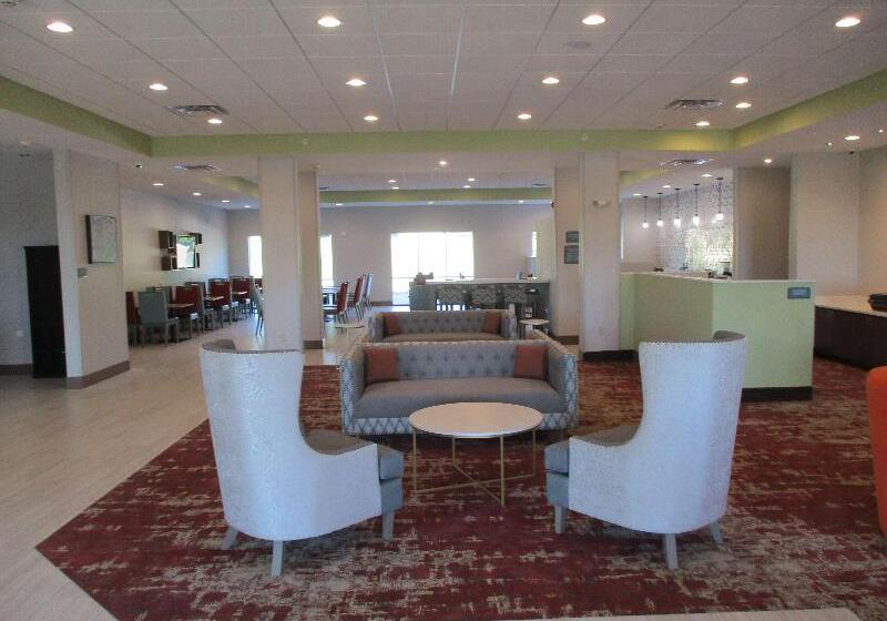 فندق La Quinta Inn & Suites By Wyndham Jackson Cape Girardeau