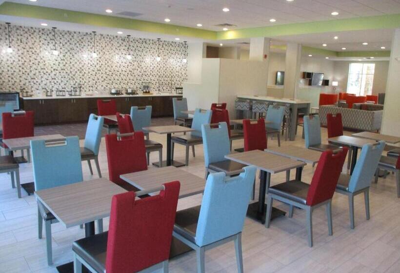 فندق La Quinta Inn & Suites By Wyndham Jackson Cape Girardeau