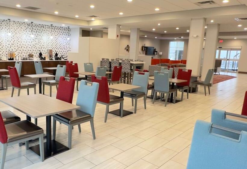 فندق La Quinta Inn & Suites By Wyndham Jackson Cape Girardeau