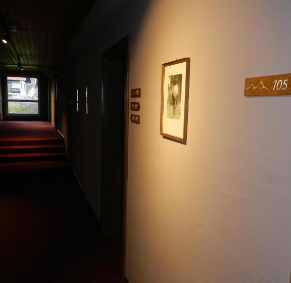 בית מלון כפרי Locus Malontina