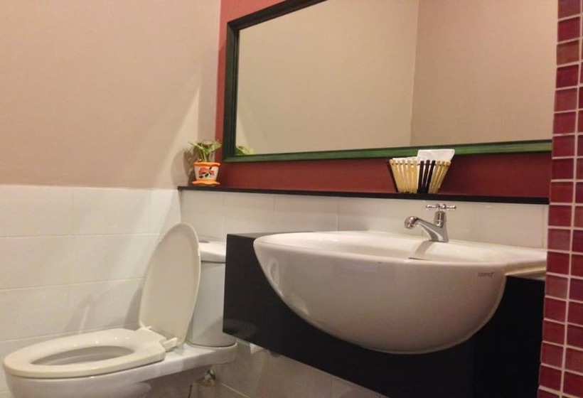 בית מלון כפרי Mulberry House Korat