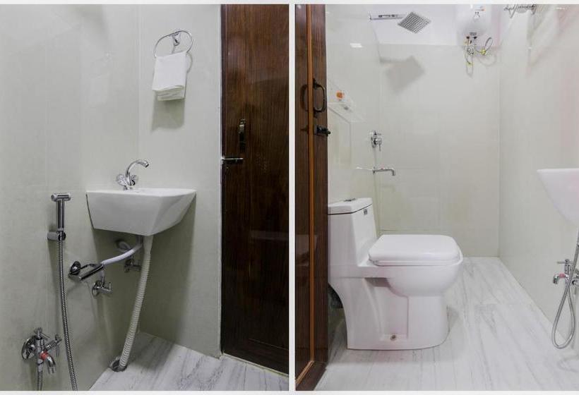 Отель Oyo 22282 Travellers Nest