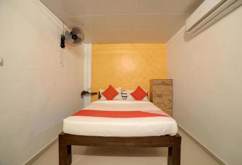 Отель Oyo 24282 Sai Lodging